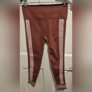 Fabletics    leggings  Size  S
